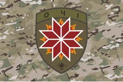 Прапор 425 ОББС (окремий батальйон безпілотних систем) ЗСУ «ОЧІ». Варіант-06 Прапор 425 ОББС (окремий батальйон безпілотних систем) ЗСУ «ОЧІ». Варіант-06